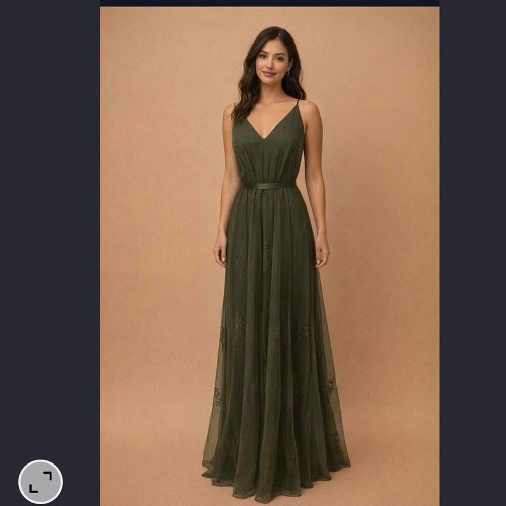 Galina Green Formal Maxi Dress SZ 16 Prom Bridesmaid Floral Embroidery Romantic